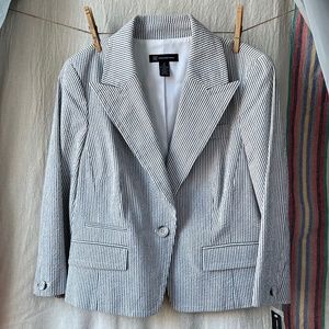 NWT INC International Concepts Grey Seersucker Blazer M